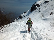 48 Piacevole discesa col sole cocente e neve rinfrescante !